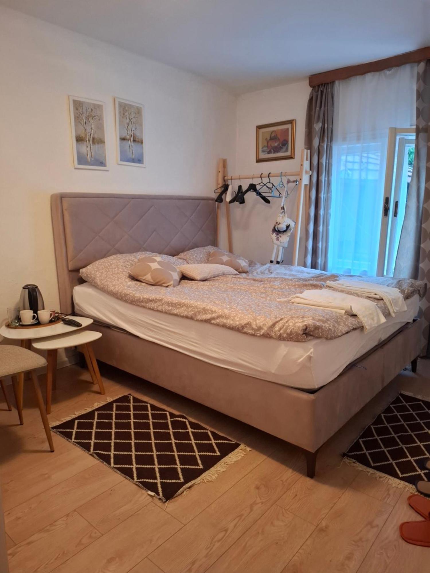 Guesthouse Unique SJJ Værelse billede