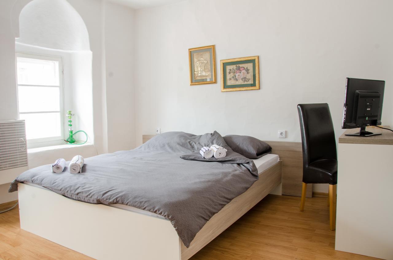 Guesthouse Unique SJJ Eksteriør billede
